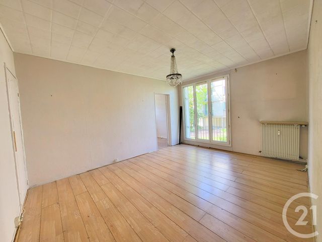Appartement F3 à vendre - 3 pièces - 53.0 m2 - EAUBONNE - 95 - ILE-DE-FRANCE - Century 21 La Demeure