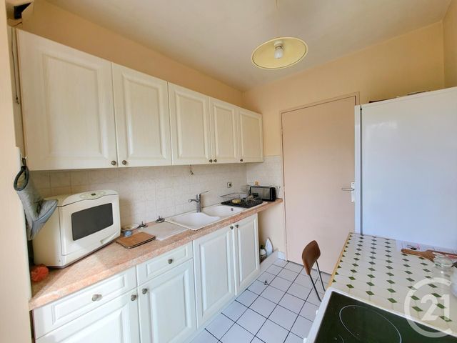 Appartement F2 à vendre - 2 pièces - 51.2 m2 - EAUBONNE - 95 - ILE-DE-FRANCE - Century 21 La Demeure