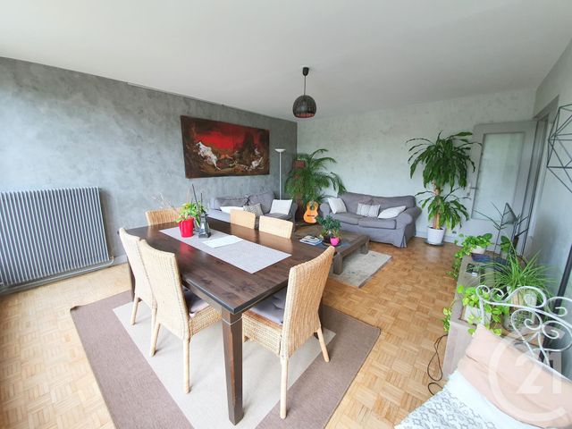 Appartement F4 à vendre - 4 pièces - 90.0 m2 - MARGENCY - 95 - ILE-DE-FRANCE - Century 21 La Demeure Appartement F4 à vendre - 4 pièces - 90.0 m2 - MARGENCY - 95 - ILE-DE-FRANCE - Century 21 La Demeure
