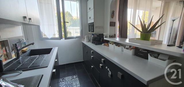 Appartement F3 à vendre - 3 pièces - 59.0 m2 - EAUBONNE - 95 - ILE-DE-FRANCE - Century 21 La Demeure Appartement F3 à vendre - 3 pièces - 59.0 m2 - EAUBONNE - 95 - ILE-DE-FRANCE - Century 21 La Demeure