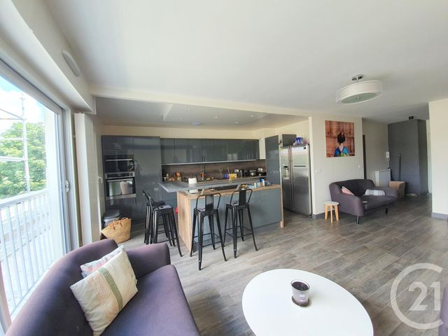 Afficher la photo en grand Appartement F5 à vendre - 5 pièces - 100.39 m2 - MARGENCY - 95 - ILE-DE-FRANCE - Century 21 La Demeure