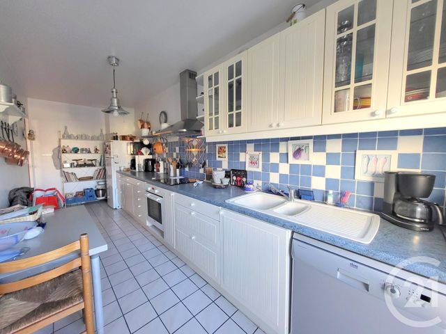 Appartement F4 à vendre - 4 pièces - 82.03 m2 - MARGENCY - 95 - ILE-DE-FRANCE - Century 21 La Demeure