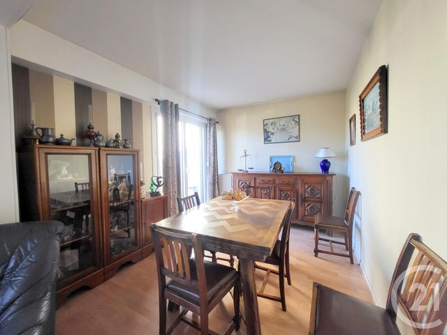 Appartement F4 à vendre - 4 pièces - 82.03 m2 - MARGENCY - 95 - ILE-DE-FRANCE - Century 21 La Demeure