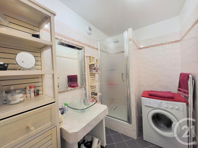 Appartement F4 à vendre - 4 pièces - 82.03 m2 - MARGENCY - 95 - ILE-DE-FRANCE - Century 21 La Demeure