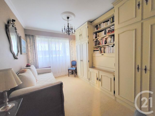 Appartement F4 à vendre - 4 pièces - 77.12 m2 - EAUBONNE - 95 - ILE-DE-FRANCE - Century 21 La Demeure