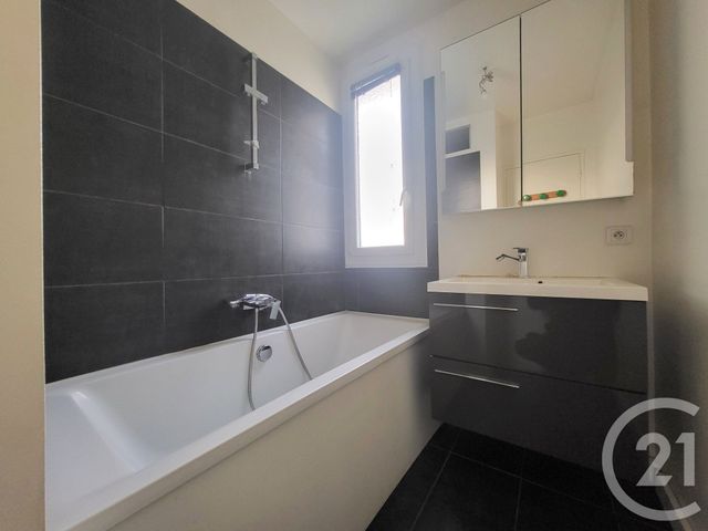 Appartement à vendre - 3 pièces - 51.0 m2 - EAUBONNE - 95 - ILE-DE-FRANCE - Century 21 La Demeure