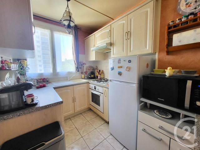 Appartement F4 à vendre - 4 pièces - 68.3 m2 - EAUBONNE - 95 - ILE-DE-FRANCE - Century 21 La Demeure