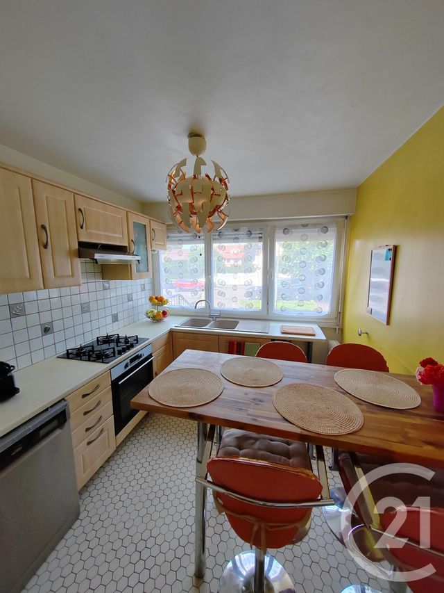 Appartement F5 à vendre - 5 pièces - 88.71 m2 - EAUBONNE - 95 - ILE-DE-FRANCE - Century 21 La Demeure