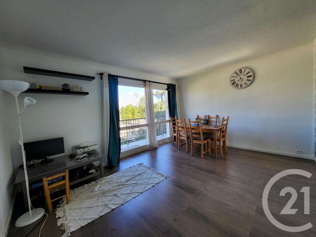 Appartement F4 à vendre - 4 pièces - 79.0 m2 - EAUBONNE - 95 - ILE-DE-FRANCE - Century 21 La Demeure