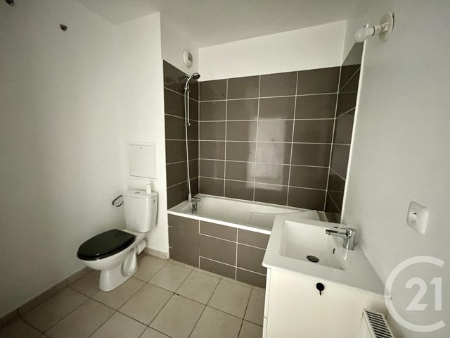 Appartement F2 à vendre - 2 pièces - 42.0 m2 - EAUBONNE - 95 - ILE-DE-FRANCE - Century 21 La Demeure