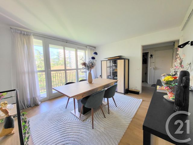 Appartement F4 à vendre - 4 pièces - 65.69 m2 - EAUBONNE - 95 - ILE-DE-FRANCE - Century 21 La Demeure