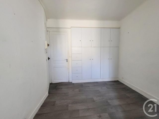 Appartement F2 à vendre - 2 pièces - 32.59 m2 - PARIS - 75018 - ILE-DE-FRANCE - Century 21 La Demeure