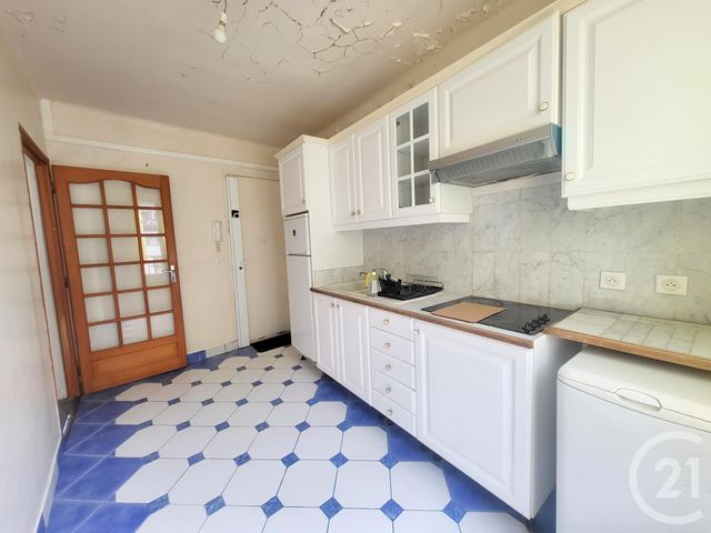 Appartement F2 à vendre - 2 pièces - 32.59 m2 - PARIS - 75018 - ILE-DE-FRANCE - Century 21 La Demeure