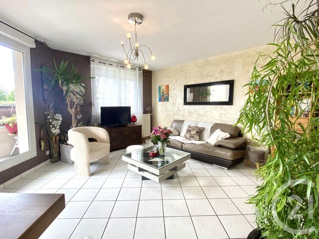 Appartement F3 à vendre - 3 pièces - 61.4 m2 - EAUBONNE - 95 - ILE-DE-FRANCE - Century 21 La Demeure