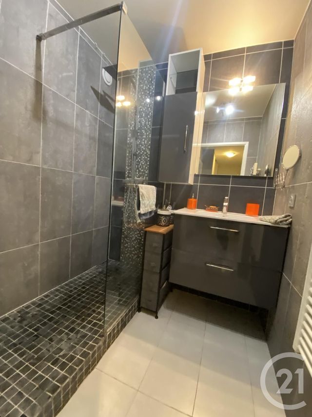 Appartement F3 à vendre - 3 pièces - 61.4 m2 - EAUBONNE - 95 - ILE-DE-FRANCE - Century 21 La Demeure