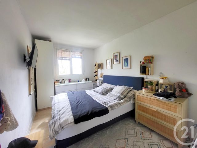 Appartement F3 à vendre - 3 pièces - 54.4 m2 - EAUBONNE - 95 - ILE-DE-FRANCE - Century 21 La Demeure