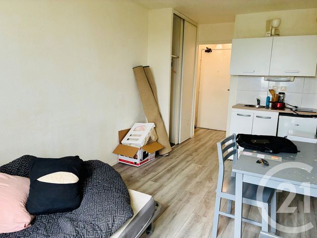 Appartement F1 à vendre - 1 pièce - 17.53 m2 - CERGY - 95 - ILE-DE-FRANCE - Century 21 La Demeure